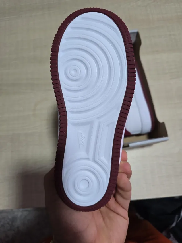 Nike Air Force 1 Low EasyOn LV8 3