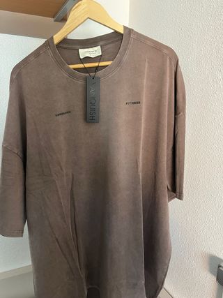 Camiseta Vanquish marrón