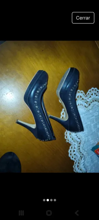 Zapatos planos negros con ojales