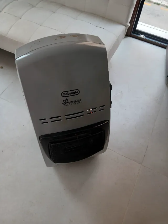 Estufa DeLonghi Variable Blue Flame
