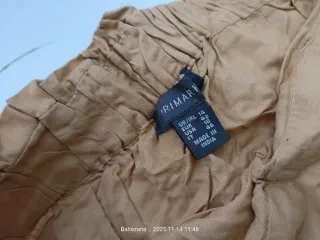 Shorts de tela con cinturón