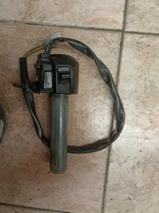 Puño Acelerador con Mando Luces Aprilia RS 50