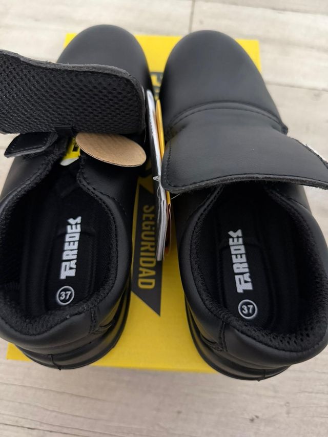 Zapatos seguridad Nuevos Paredes