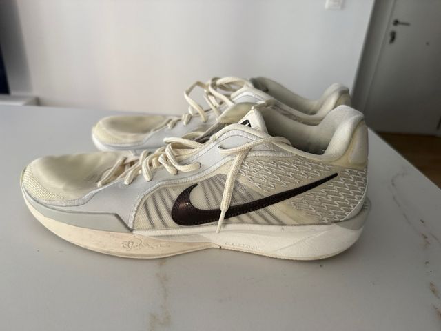 Zapatillas Nike Sabrina Beige/Blanco