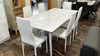 REBAJA!! Mesa de comedor gris y blanca