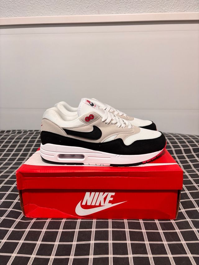 Nike Air Max 1 Negro Blanco