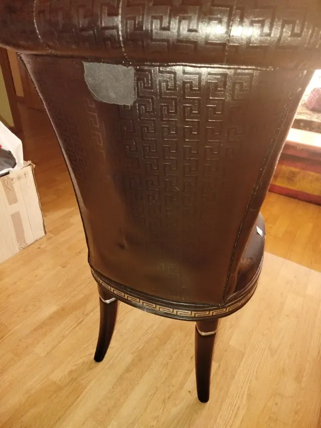 Sillón negro capitoné