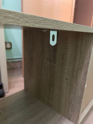 Mueble bajo TV madera y patas negras