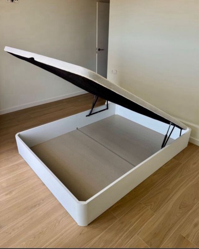 Letto abbattibile e materasso