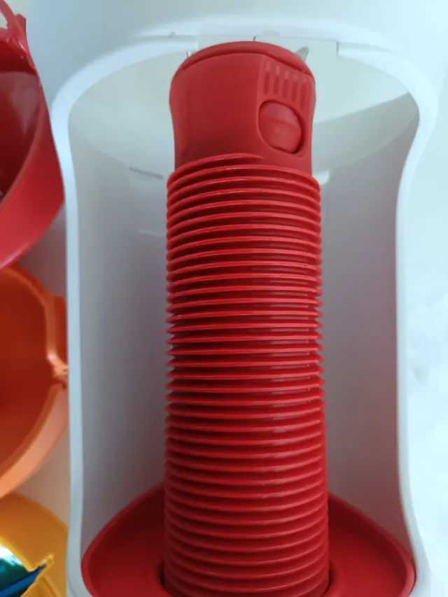 Picadora Tupperware+ Acc repostería+ espirilizador