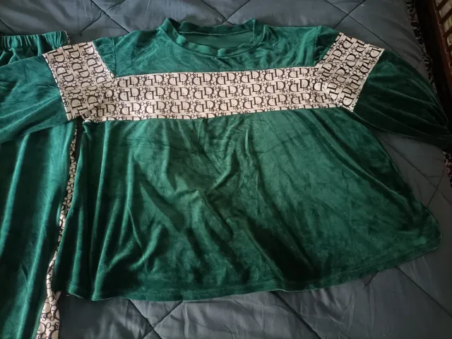 Pijama mujer verde con estampado
