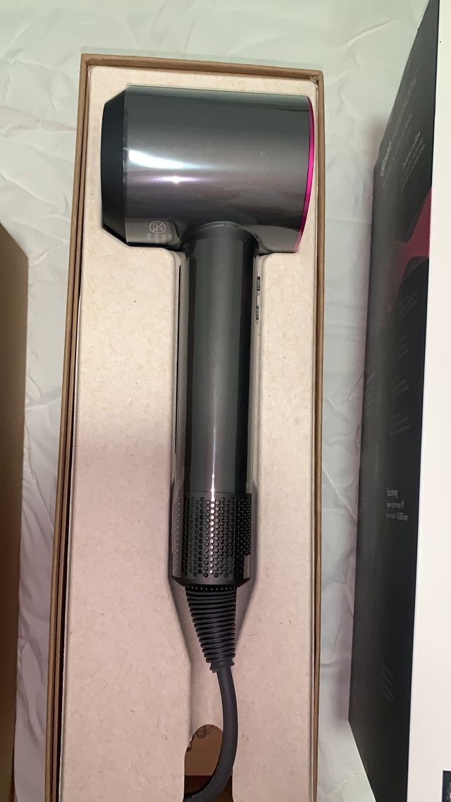 Secador Dyson Supersonic HD08