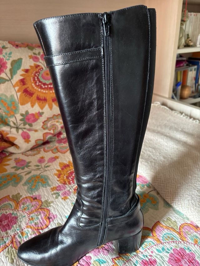 Botas altas  de vestir negras