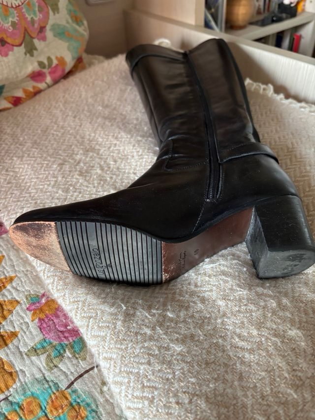 Botas altas  de vestir negras