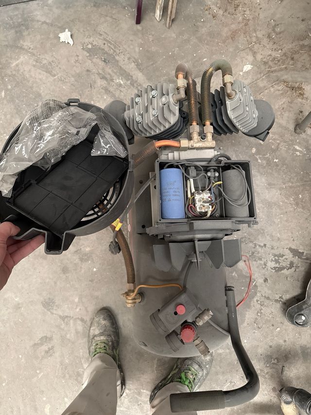 Compresor Cevik Pro 50VX 50L