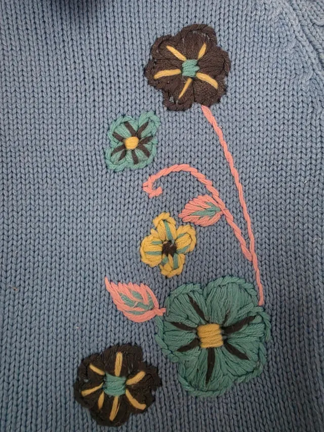 Jersey azul T.2 con flores