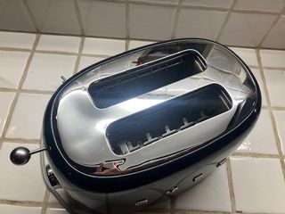 Tostadora SMEG COLOR NEGRO