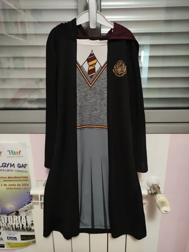 Disfraz Hermione Gryffindor Talla 6-8 años