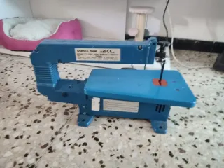 Máquina de marquetería azul