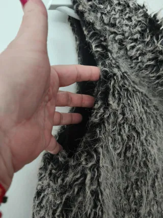 Chaleco Zara pelo sintético