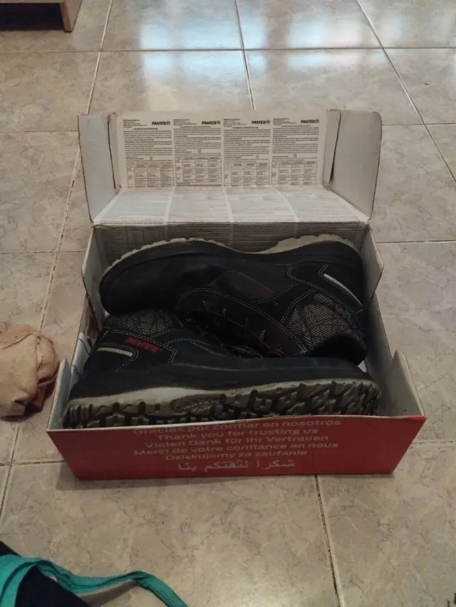 Botas trabajo PANTER + Gafas y Pantalón de trabajo