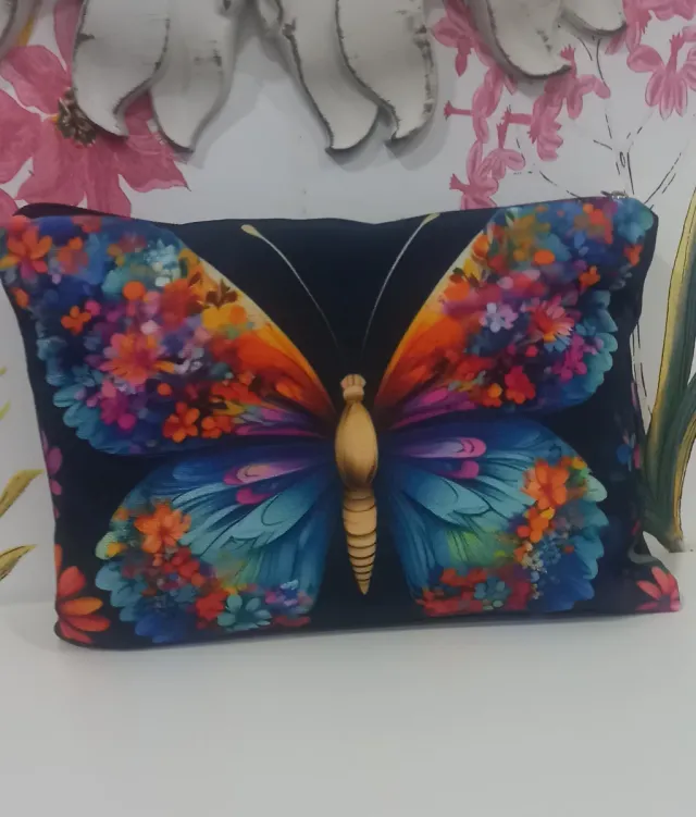 Neceser estampado mariposa