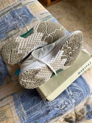 Deportivas Nike Blancas y Turquesa