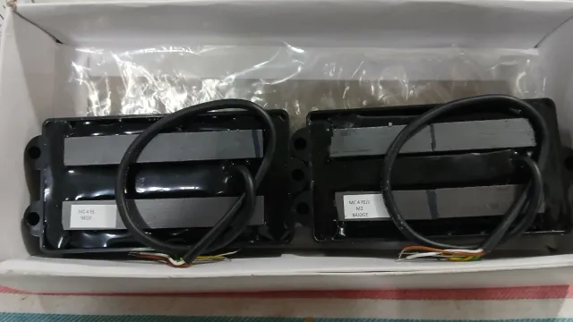 Pastillas Bajo Delano 4 cuerdas MM Set