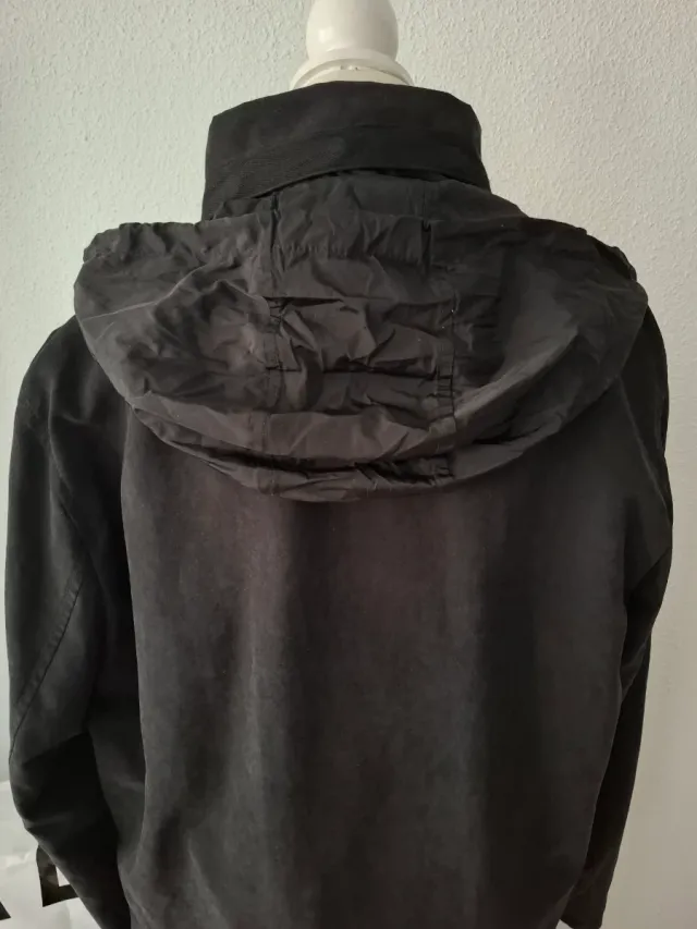 Parka Adolfo Dominguez forrada negra