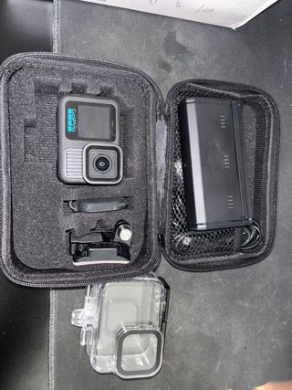 GoPro Hero 13 con accessori