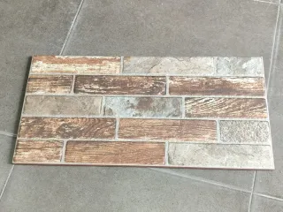Revestimiento cerámico imitación madera 25x50