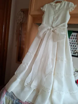 Vestido de Comunión Seda Natural Beige