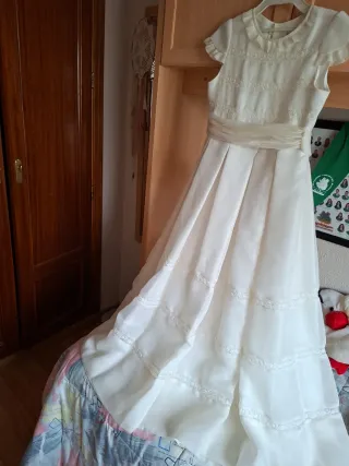 Vestido de Comunión Seda Natural Beige