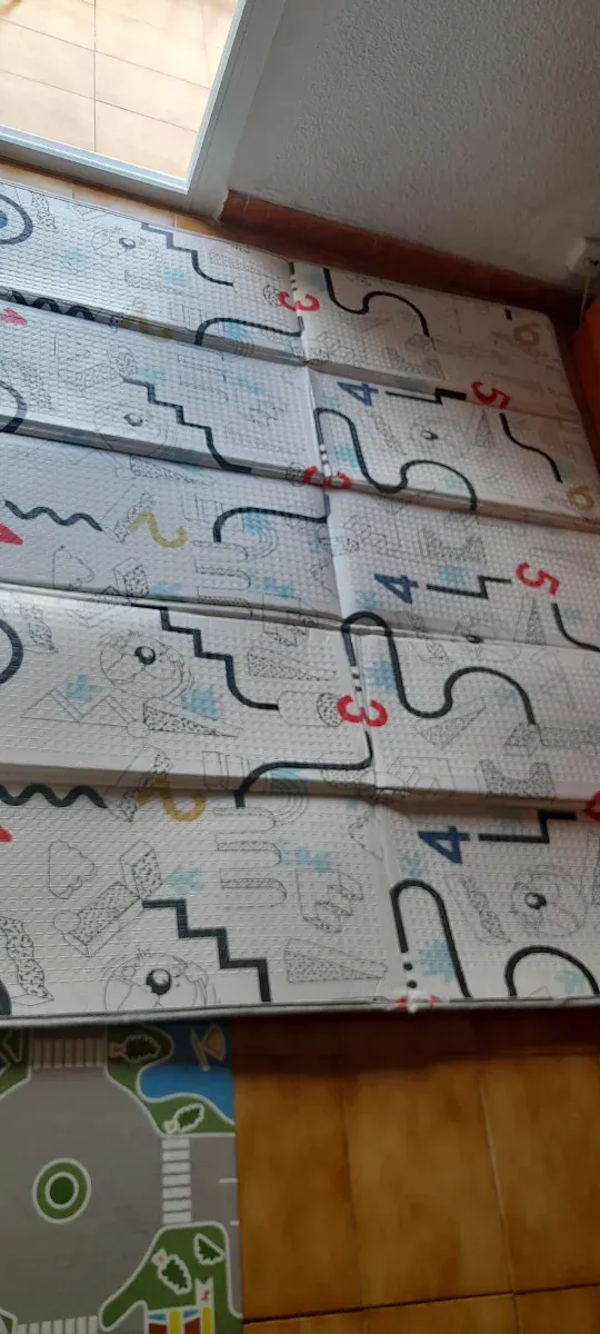 Alfombra de juegos infantil