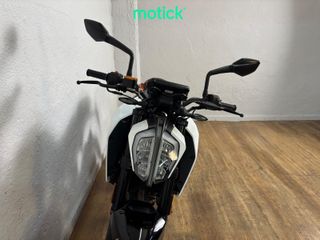 KTM DUKE 125