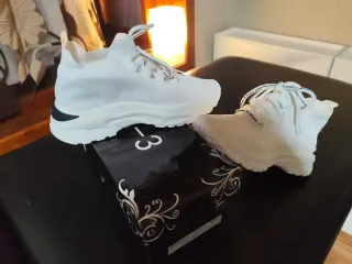 Zapatillas tenis  Vicente Ventas .Talla 39