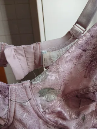 Top lingerie floreale rosa e viola