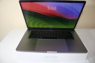 MacBook Pro 15 TouchBar/Touch ID