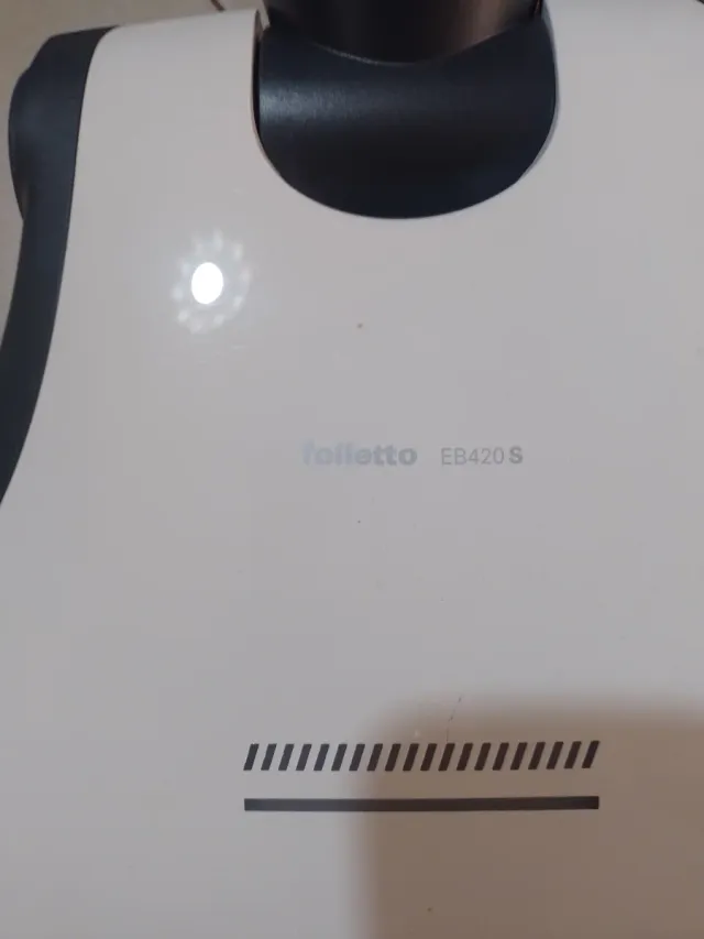 Accessorio multifunzione pavimenti e battitappeto