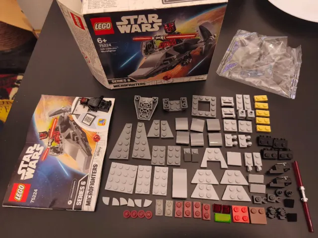 LEGO Star Wars Microfighter 75224