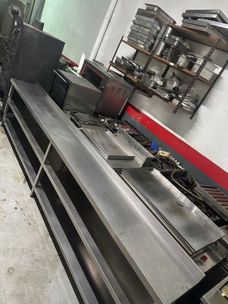 Estantería Acero 3 Baldas Grande en buen estado