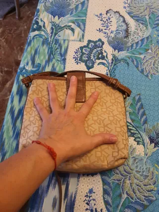 Bolso DKNY Beige y Marrón