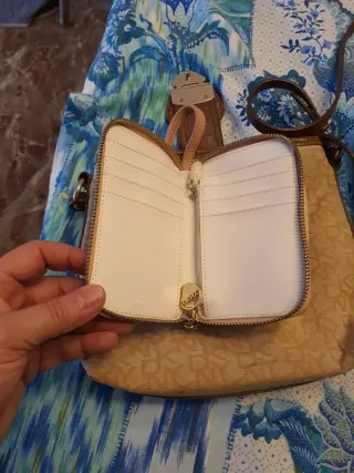 Bolso DKNY Beige y Marrón