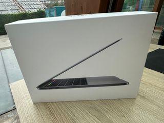 MacBook Pro 13 Touch Bar y Touch ID