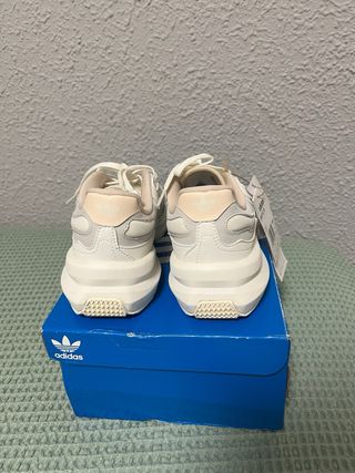 Adidas Zentic W Talla 38 Nuevas