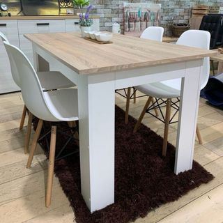Mesa madera y blanco