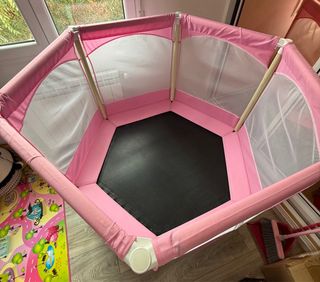Parque infantil para bebés rosa cama elástica