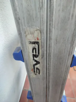 Escalera aluminio telescópica plegable