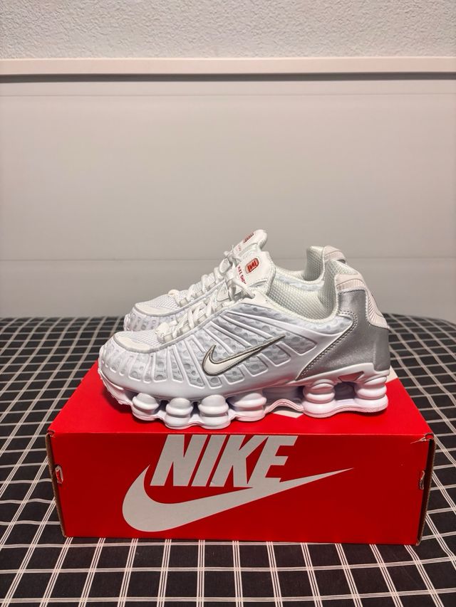 Nike Shox TL Plata y Blanco