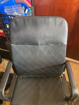 Silla de oficina con ruedas